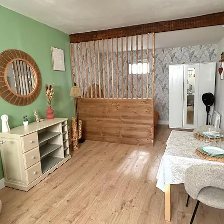 Le Nid Des Halles - Grand Apartman *